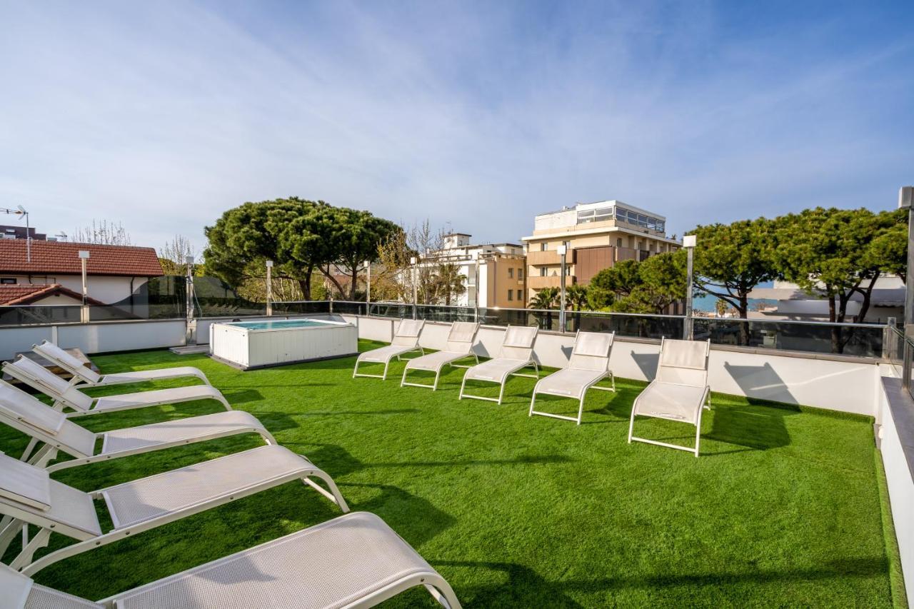 Royal Boutique Hotel Riccione Luaran gambar
