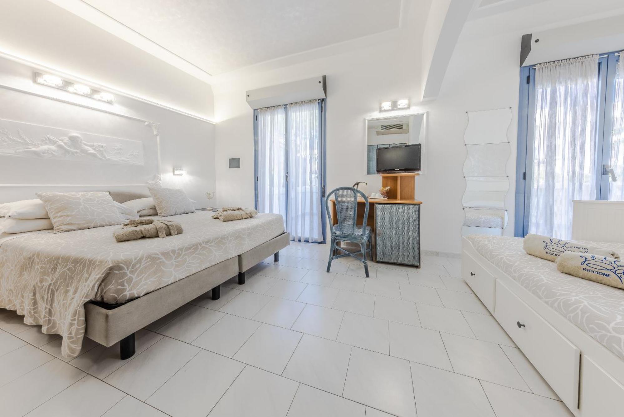 Royal Boutique Hotel Riccione Luaran gambar