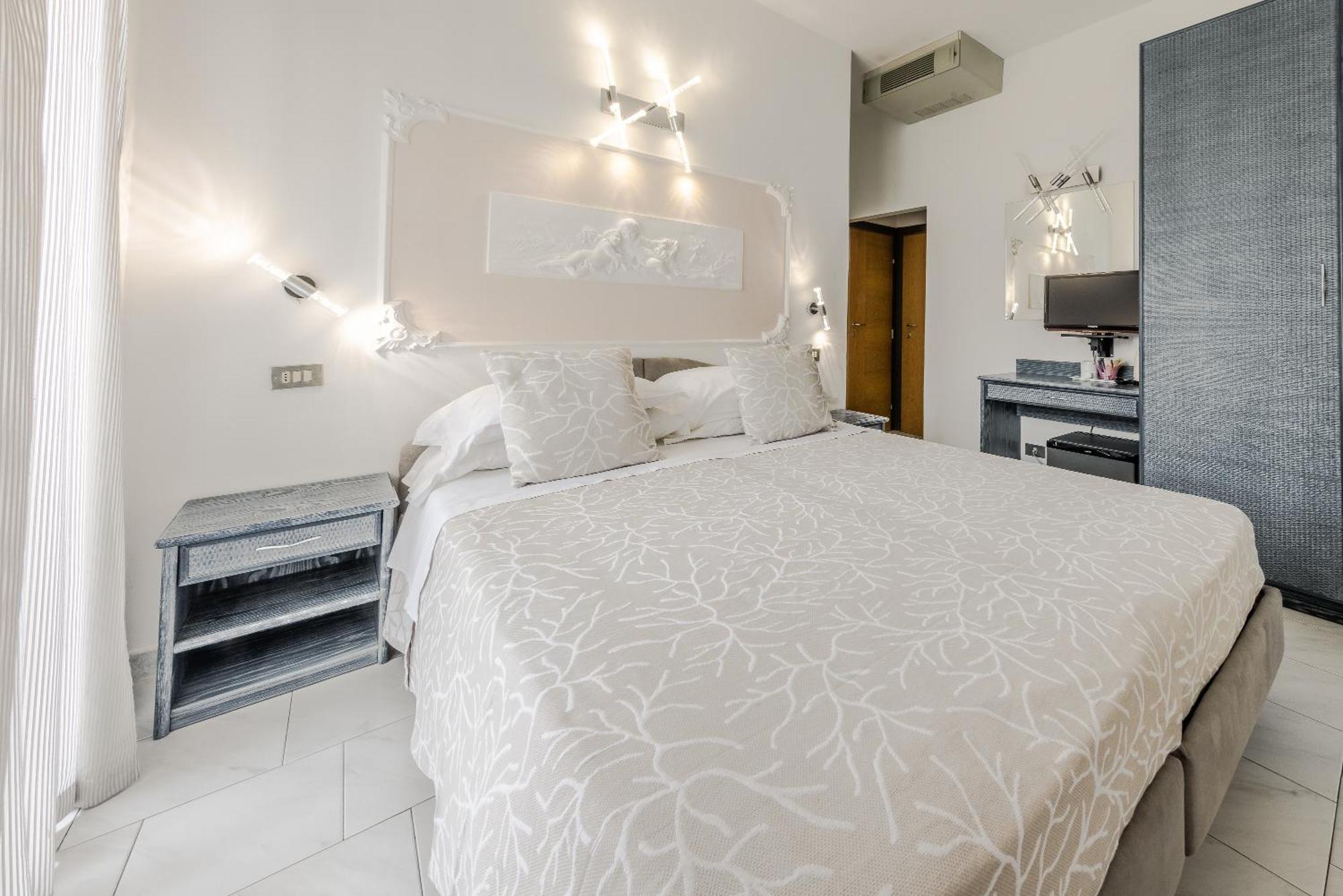 Royal Boutique Hotel Riccione Luaran gambar