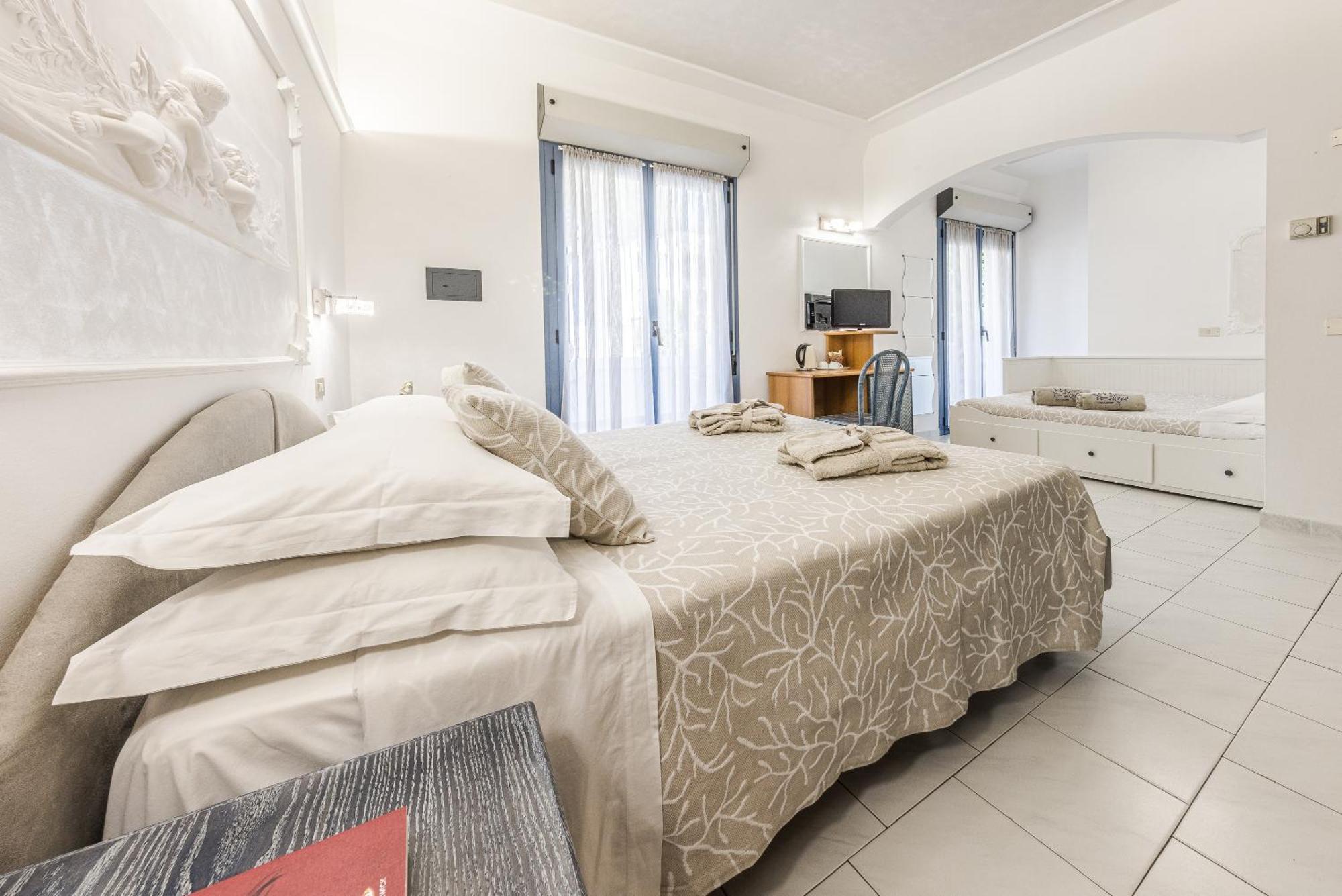 Royal Boutique Hotel Riccione Luaran gambar