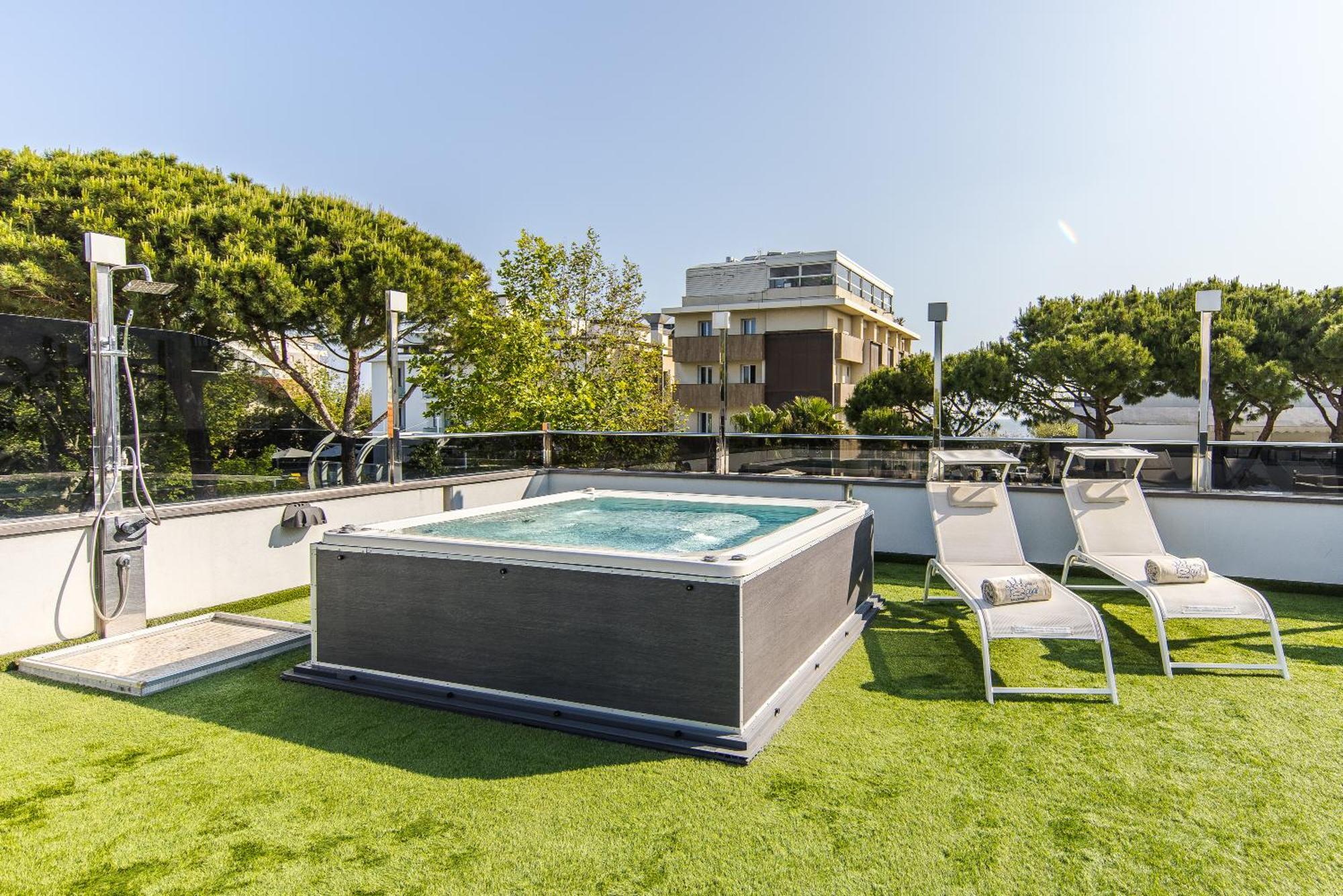 Royal Boutique Hotel Riccione Luaran gambar