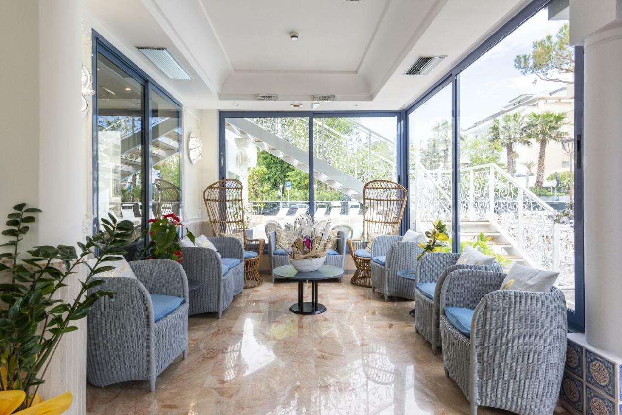Royal Boutique Hotel Riccione Luaran gambar