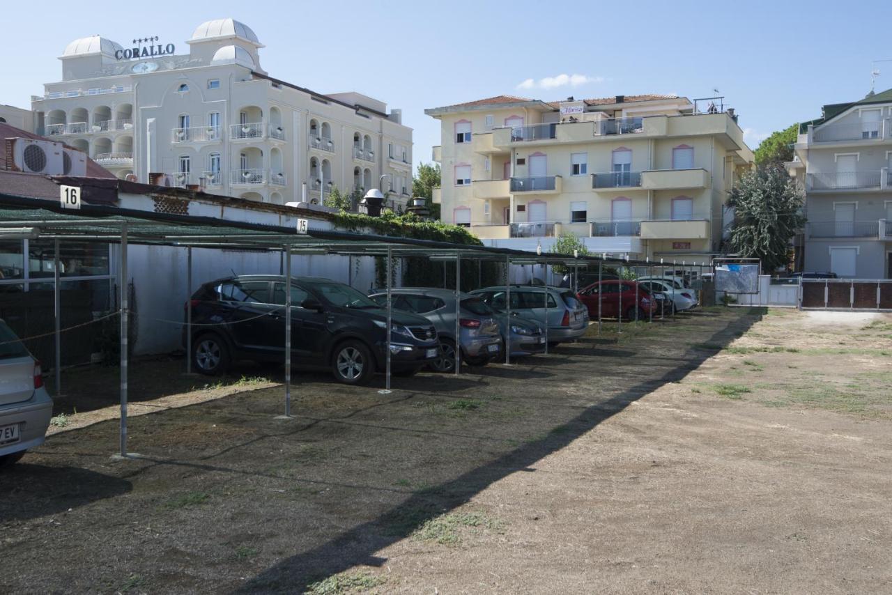 Royal Boutique Hotel Riccione Luaran gambar